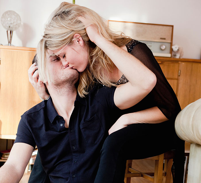30 Secrets People Keep To Themselves About Others As They Would Ruin Lives