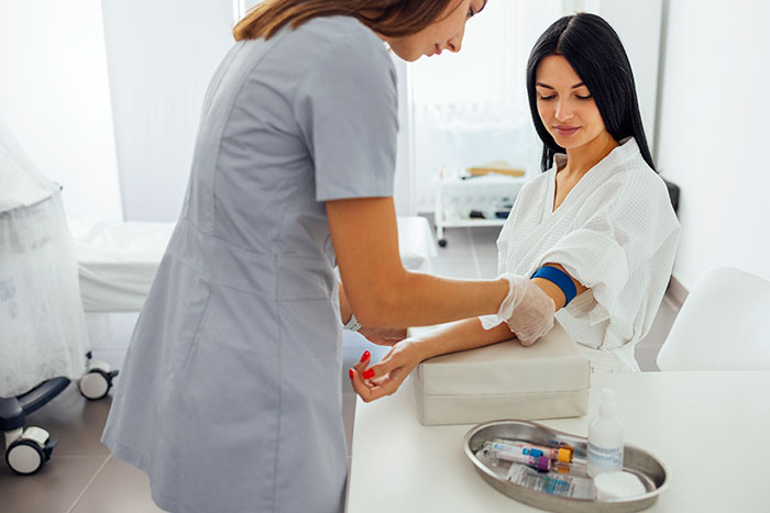 &ldquo;He Thought It Was Just Getting Old&rdquo;: 66 Medical Symptoms Doctors Wish More People Would Stop Ignoring
