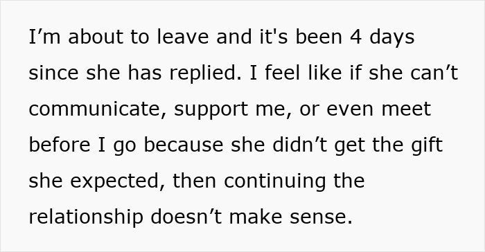 Woman Desperate For A New iPhone, Lashes Out Against BF For Not Gifting It Despite His Layoff Woman Desperate For A New iPhone, Lashes Out Against BF For Not Gifting It Despite His Layoff