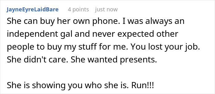 Woman Desperate For A New iPhone, Lashes Out Against BF For Not Gifting It Despite His Layoff Woman Desperate For A New iPhone, Lashes Out Against BF For Not Gifting It Despite His Layoff