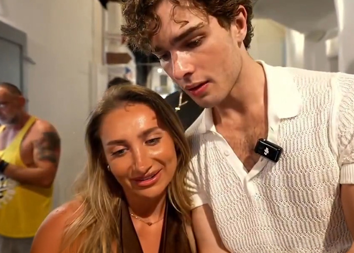 Looksmaxxing Influencer Clavicular Triggers Chaos After Mistaking Young Woman For Adult Star Lily Phillips Looksmaxxing Influencer Clavicular Triggers Chaos After Mistaking Young Woman For Adult Star Lily Phillips