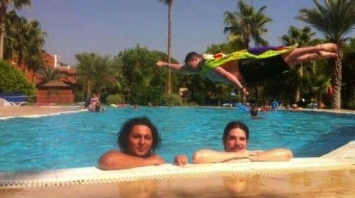 101 Hilarious Photos Taken Moments Before Disaster Struck