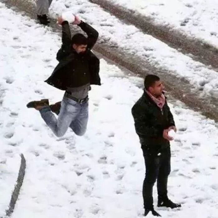 101 Hilarious Photos Taken Moments Before Disaster Struck