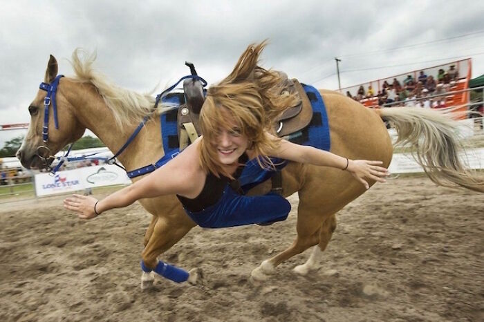 101 Hilarious Photos Taken Moments Before Disaster Struck