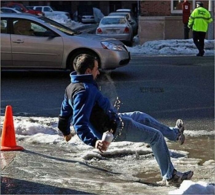 101 Hilarious Photos Taken Moments Before Disaster Struck