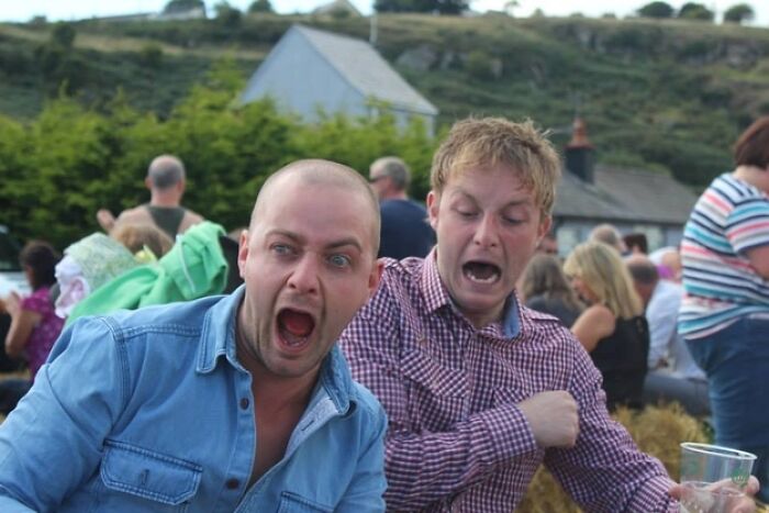 101 Hilarious Photos Taken Moments Before Disaster Struck