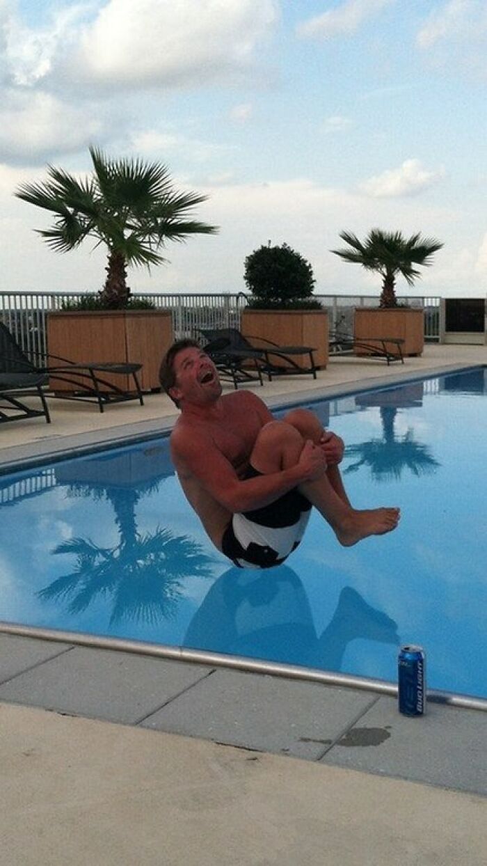 101 Hilarious Photos Taken Moments Before Disaster Struck