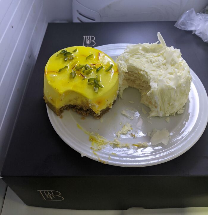 80 Awful Coworkers Who Must Be Getting A Bonus For Annoying Everyone