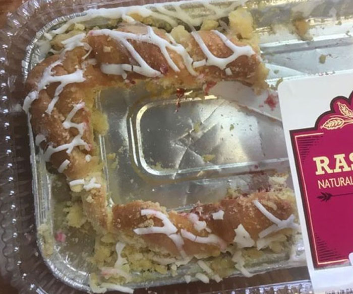 80 Awful Coworkers Who Must Be Getting A Bonus For Annoying Everyone