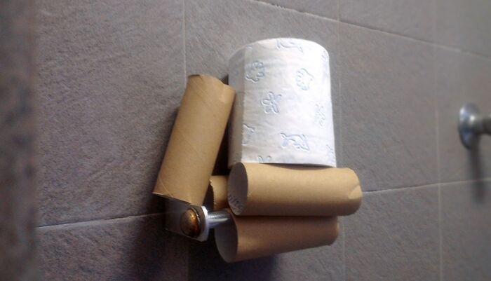 80 Awful Coworkers Who Must Be Getting A Bonus For Annoying Everyone