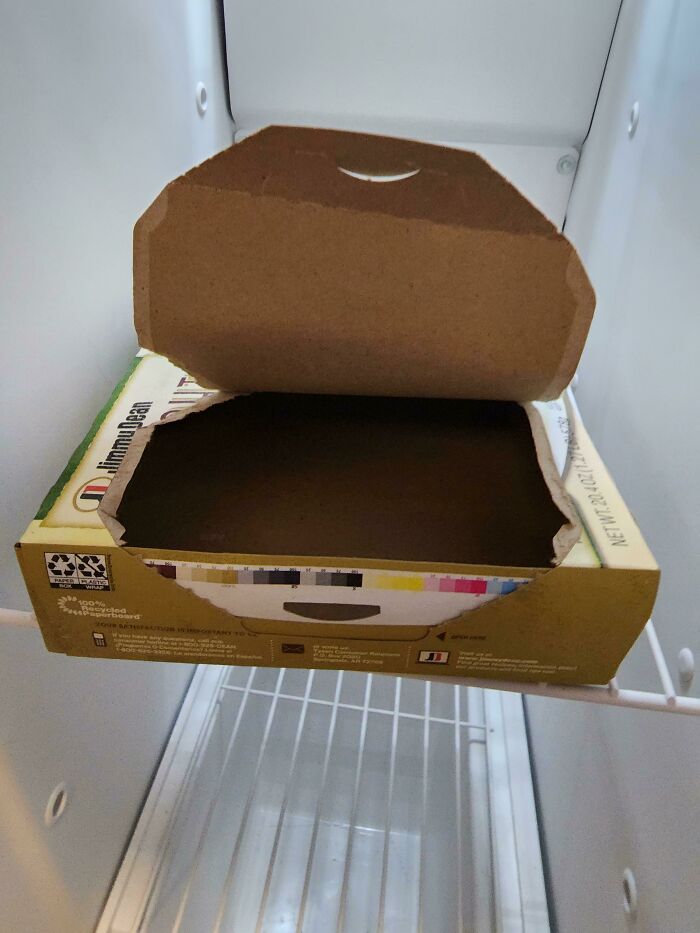 80 Awful Coworkers Who Must Be Getting A Bonus For Annoying Everyone