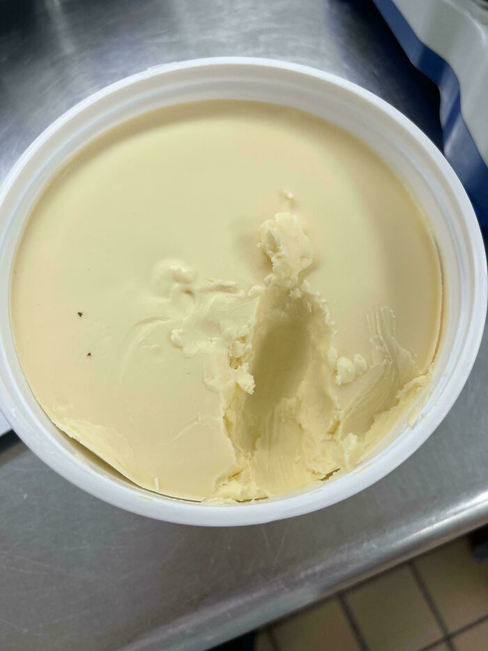80 Awful Coworkers Who Must Be Getting A Bonus For Annoying Everyone