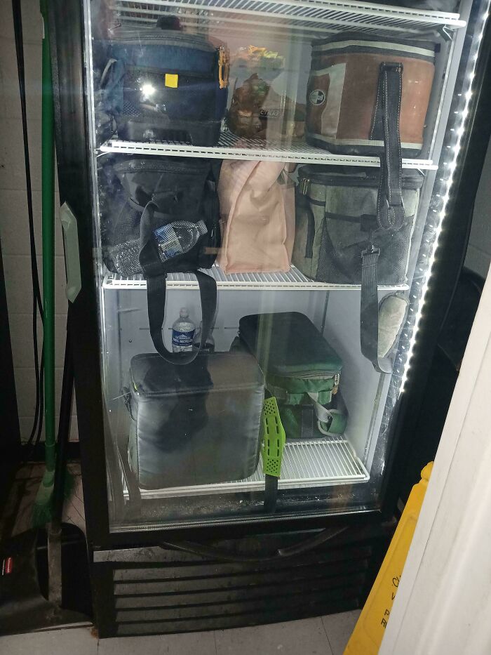 80 Awful Coworkers Who Must Be Getting A Bonus For Annoying Everyone