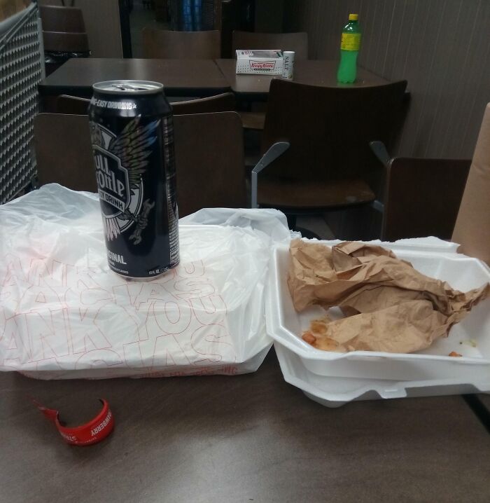 80 Awful Coworkers Who Must Be Getting A Bonus For Annoying Everyone