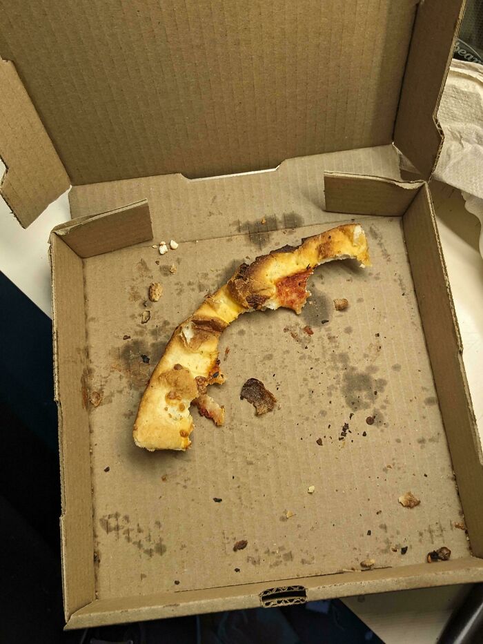 80 Awful Coworkers Who Must Be Getting A Bonus For Annoying Everyone