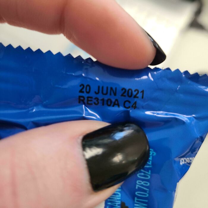 80 Awful Coworkers Who Must Be Getting A Bonus For Annoying Everyone