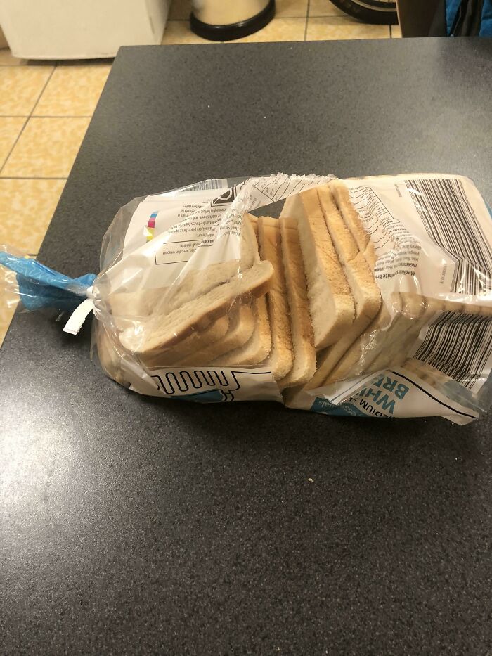 80 Awful Coworkers Who Must Be Getting A Bonus For Annoying Everyone