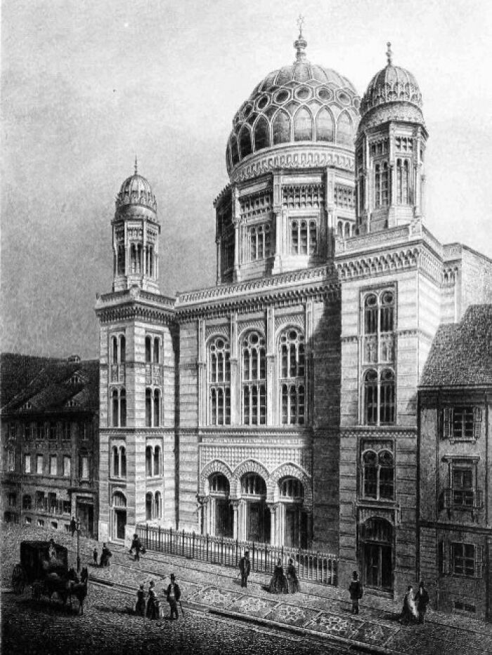30 Famous Buildings With Incredible Histories That Deserve To Be Remembered Forever 30 Famous Buildings With Incredible Histories That Deserve To Be Remembered Forever