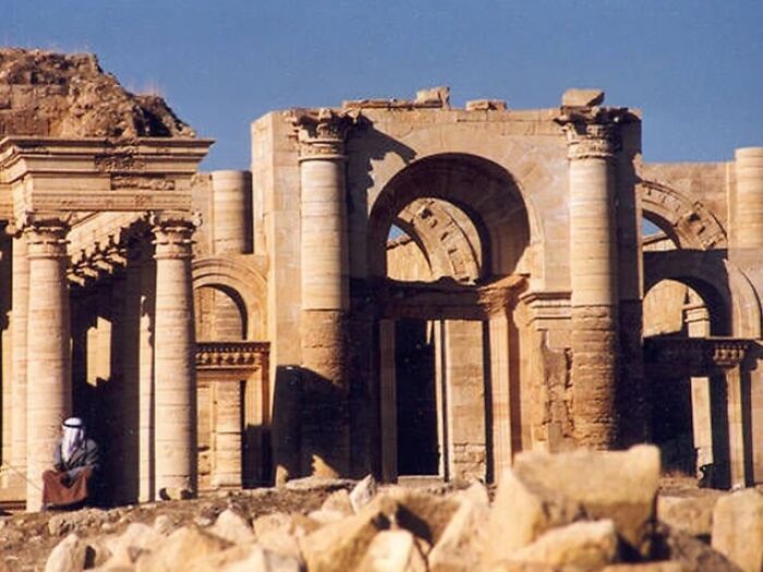 30 Famous Buildings With Incredible Histories That Deserve To Be Remembered Forever 30 Famous Buildings With Incredible Histories That Deserve To Be Remembered Forever