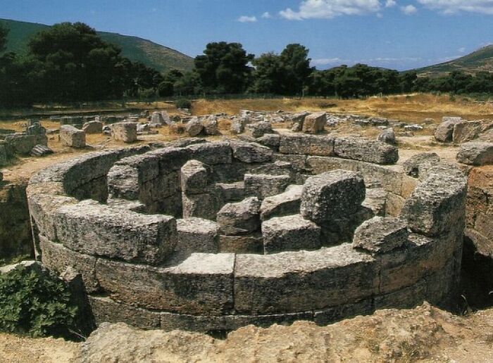 30 Famous Buildings With Incredible Histories That Deserve To Be Remembered Forever 30 Famous Buildings With Incredible Histories That Deserve To Be Remembered Forever