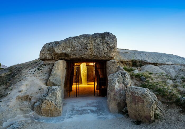 30 Famous Buildings With Incredible Histories That Deserve To Be Remembered Forever 30 Famous Buildings With Incredible Histories That Deserve To Be Remembered Forever