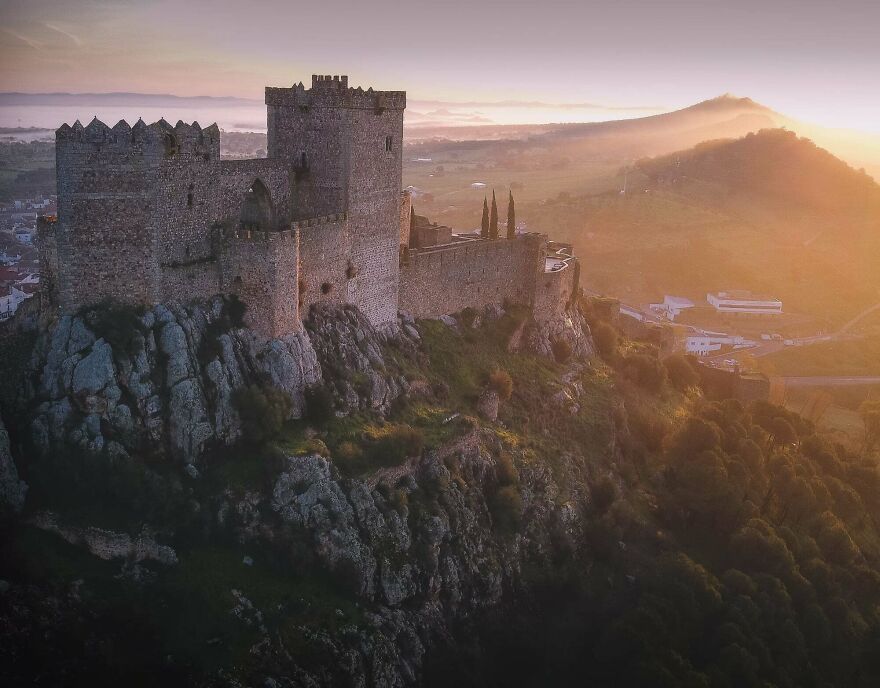 If These 49 Castles Don’t Make You Believe In Fairytales, Nothing Ever Will