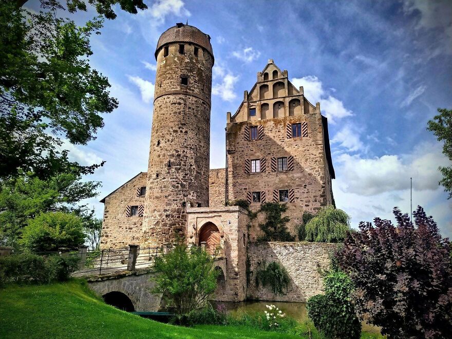 If These 49 Castles Don’t Make You Believe In Fairytales, Nothing Ever Will