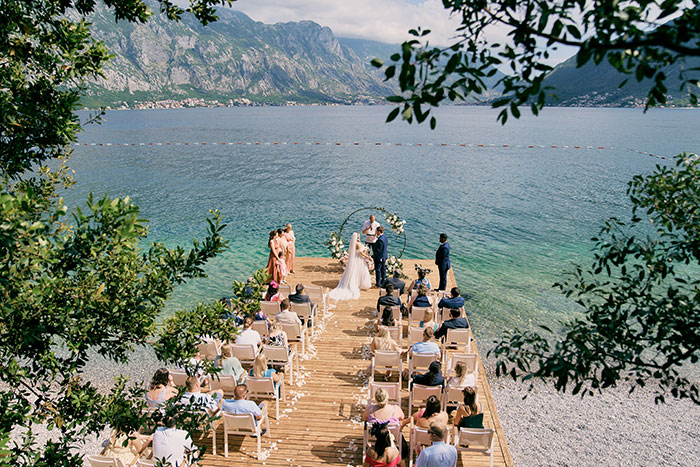 Bride Keeps Bridesmaid&rsquo;s BF Off The Wedding Guest List, Accuses Sister Of Spreading Rumors Later