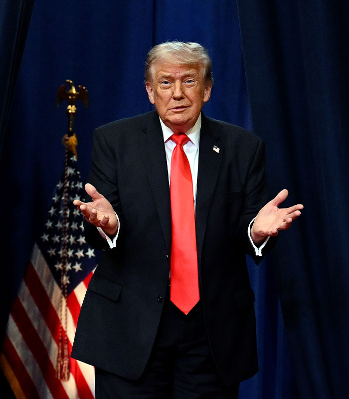 Trump Posts Unhinged Video With Him As A Doctor Diagnosing Different Celebrities With Derangement Syndrome Trump Posts Unhinged Video With Him As A Doctor Diagnosing Different Celebrities With Derangement Syndrome
