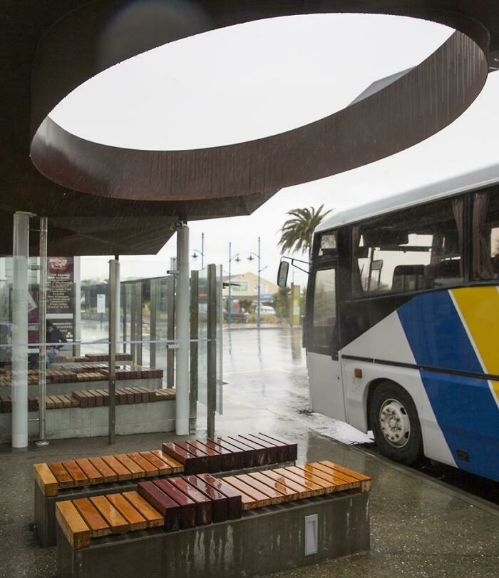 “Step In Front Of A Bus”: 65 Times Designers Had Just One Job To Do And Failed Dismally “Step In Front Of A Bus”: 65 Times Designers Had Just One Job To Do And Failed Dismally