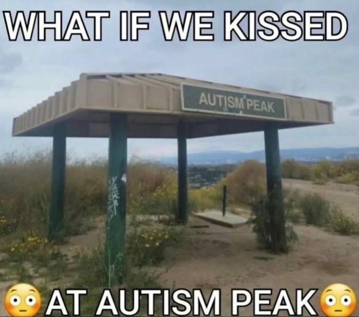 52 Weird Memes That Somehow Get Better The More You Look At Them
