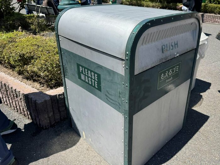 98 Hilarious Examples Of Getting Lost In Translation That People Saw In Japan (New Pics) 98 Hilarious Examples Of Getting Lost In Translation That People Saw In Japan (New Pics)