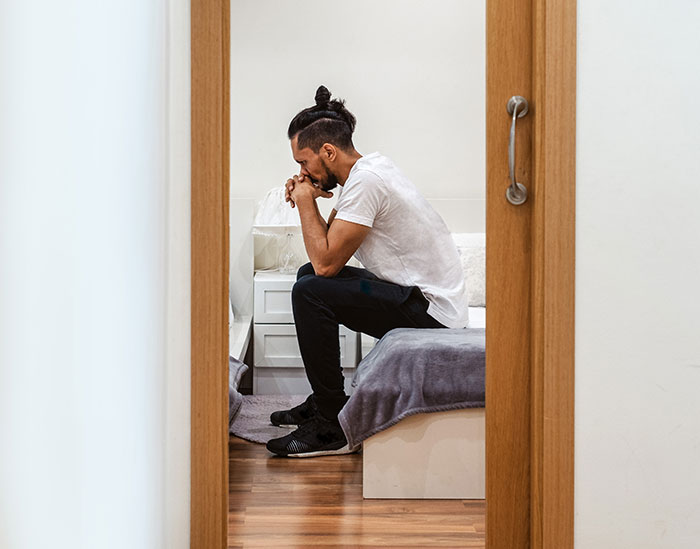 Woman Finds Out She Has No Idea Who Her Husband Really Is, Asks The Internet For Advice Woman Finds Out She Has No Idea Who Her Husband Really Is, Asks The Internet For Advice