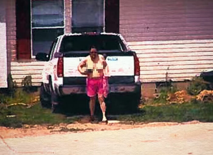 Absurd Reason Police Allowed ‘Worst Neighbor Ever’ To Mow Lawn Shirtless Before Fatal Incident Revealed Absurd Reason Police Allowed ‘Worst Neighbor Ever’ To Mow Lawn Shirtless Before Fatal Incident Revealed