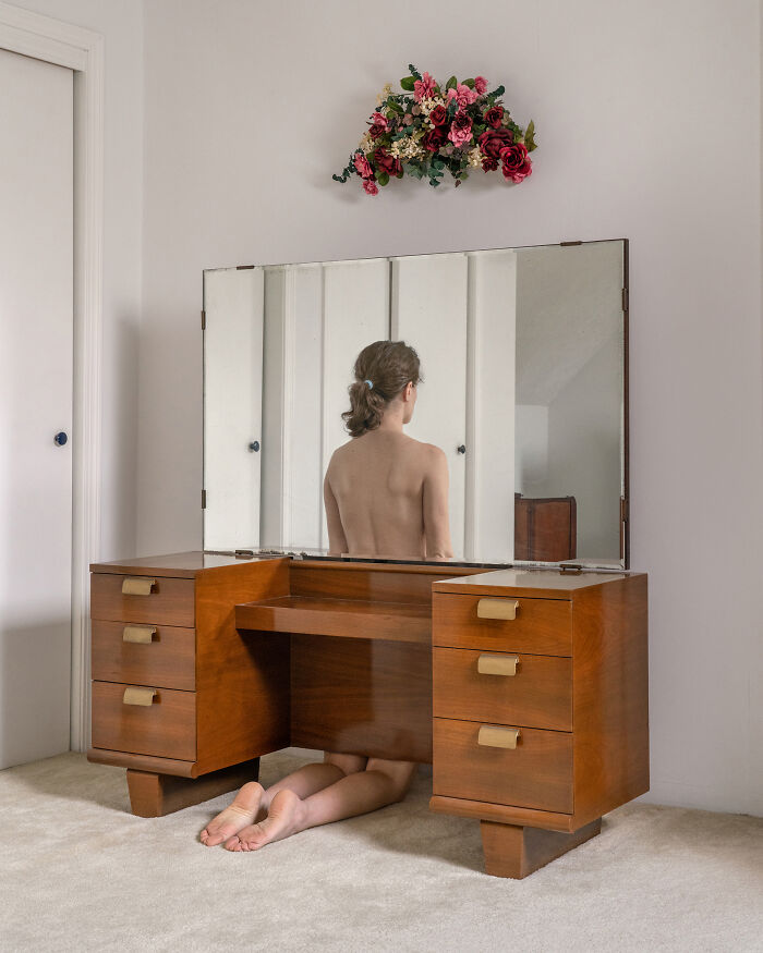 This Photographer Creates Surreal Images Where Everyday Places Start To Feel Uncanny (34 Pics) This Photographer Creates Surreal Images Where Everyday Places Start To Feel Uncanny (34 Pics)