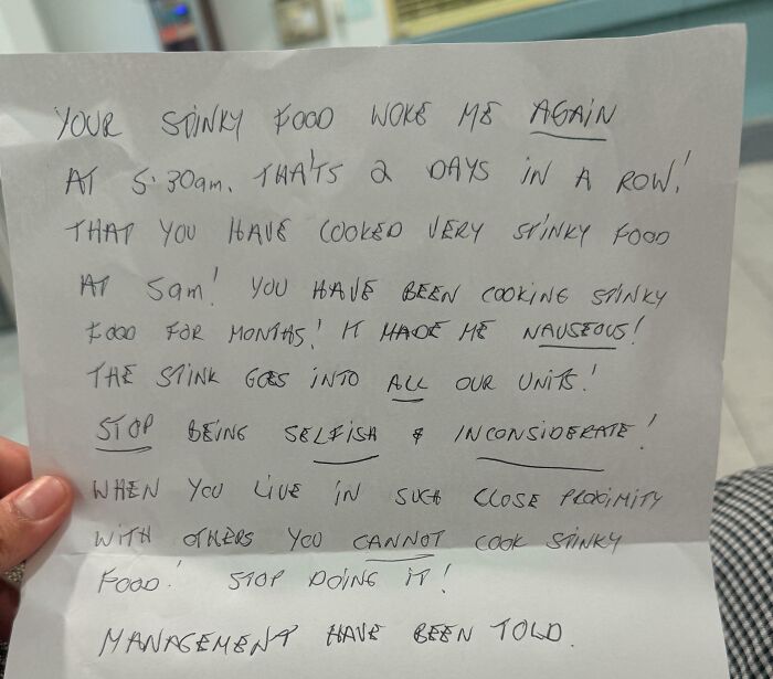 40 Passive-Aggressive Notes From Neighbors Who Decided Knocking On The Door Was Far Too Civil 40 Passive-Aggressive Notes From Neighbors Who Decided Knocking On The Door Was Far Too Civil