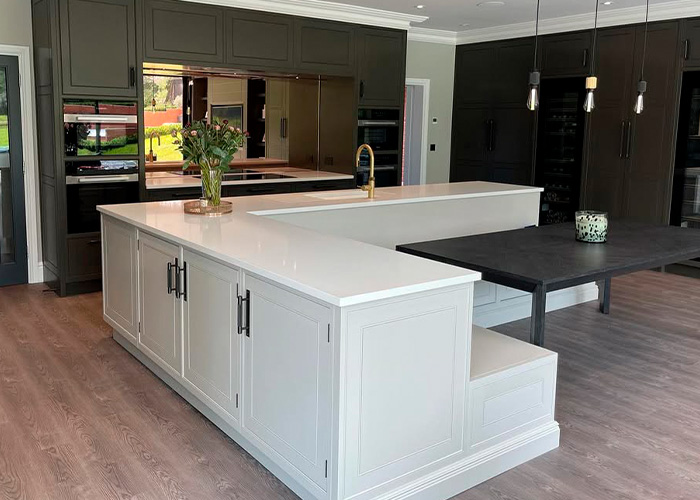Expert Reveals The Celebs Who Have Devalued Their Homes With ‘Questionable’ Renovations Expert Reveals The Celebs Who Have Devalued Their Homes With ‘Questionable’ Renovations