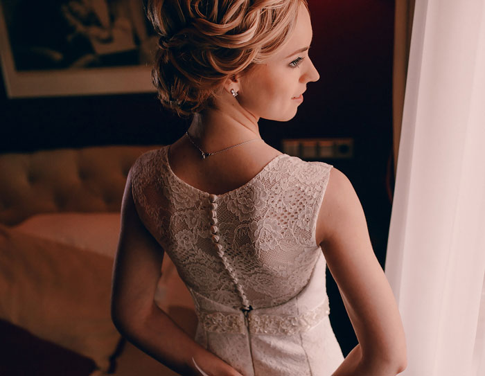 Bride’s Cousin Acted Like She’s The One Getting Married, Her Excuse Made Everyone Roll Their Eyes Bride’s Cousin Acted Like She’s The One Getting Married, Her Excuse Made Everyone Roll Their Eyes