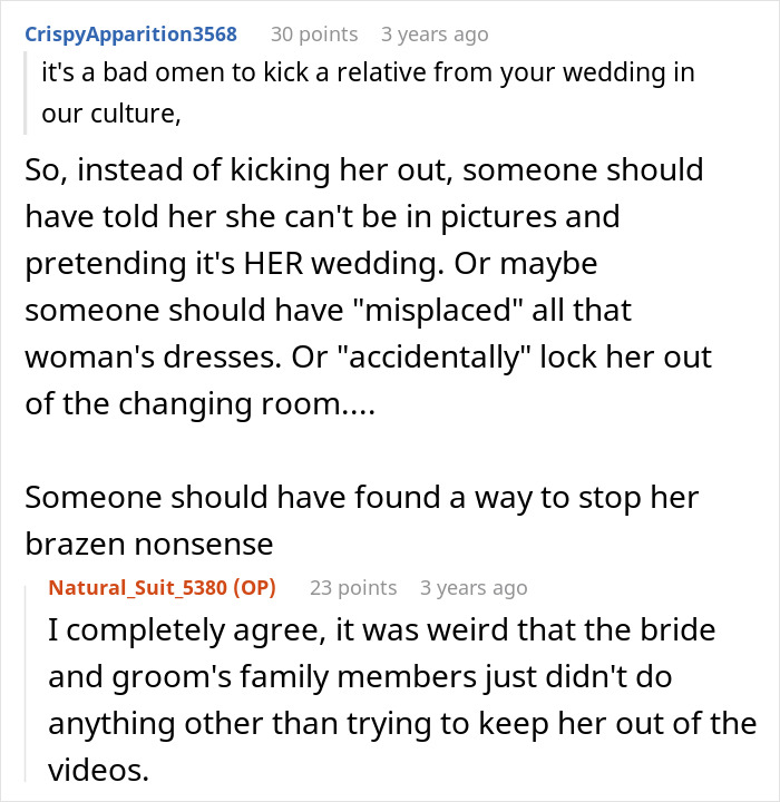 Bride’s Cousin Acted Like She’s The One Getting Married, Her Excuse Made Everyone Roll Their Eyes Bride’s Cousin Acted Like She’s The One Getting Married, Her Excuse Made Everyone Roll Their Eyes