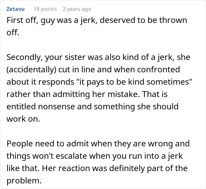 Woman Accidentally Enters A Wrong Line, Leading To A Shocking Physical Altercation At The Airport Woman Accidentally Enters A Wrong Line, Leading To A Shocking Physical Altercation At The Airport