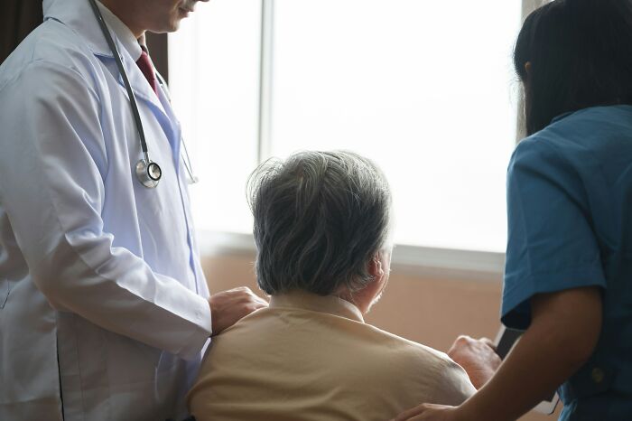 63 Horror Stories From Hospital Employees That Might Make You Sleep With The Lights On 63 Horror Stories From Hospital Employees That Might Make You Sleep With The Lights On