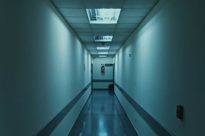 63 Horror Stories From Hospital Employees That Might Make You Sleep With The Lights On 63 Horror Stories From Hospital Employees That Might Make You Sleep With The Lights On