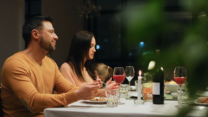 “Am I In The Wrong For Not Wearing My Boyfriend’s Gift?”: 11 Real Stories For You To Judge “Am I In The Wrong For Not Wearing My Boyfriend’s Gift?”: 11 Real Stories For You To Judge