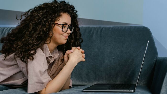 “Am I In The Wrong For Not Wearing My Boyfriend’s Gift?”: 11 Real Stories For You To Judge “Am I In The Wrong For Not Wearing My Boyfriend’s Gift?”: 11 Real Stories For You To Judge