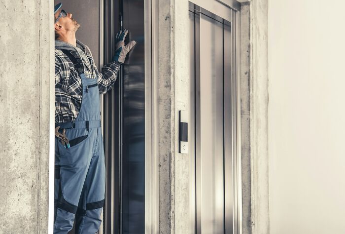 Looking For An Unconventional Way To Earn Money? You Might Find It In One Of These 80 Strange Jobs Looking For An Unconventional Way To Earn Money? You Might Find It In One Of These 80 Strange Jobs