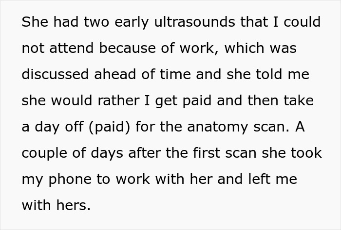 Guy Sees Something Very Suspicious On Wife’s Phone, Gets Even More Weirded Out After Her Reaction Guy Sees Something Very Suspicious On Wife’s Phone, Gets Even More Weirded Out After Her Reaction