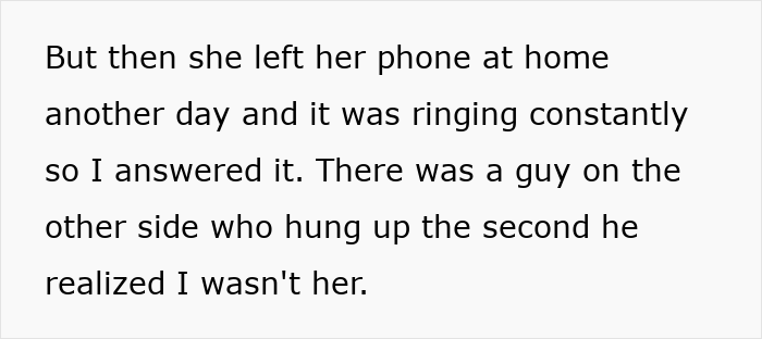 Guy Sees Something Very Suspicious On Wife’s Phone, Gets Even More Weirded Out After Her Reaction Guy Sees Something Very Suspicious On Wife’s Phone, Gets Even More Weirded Out After Her Reaction