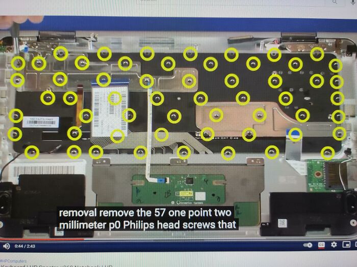 If You Think You’re Having A Bad Day, Spare A Thought For These 88 Poor Tech Support Workers (New Pics)