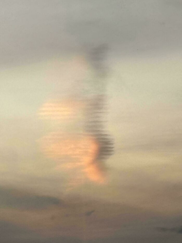 &ldquo;Did I Jump Timelines?&rdquo;: 80 Glitches In The Matrix Caught In Real Life