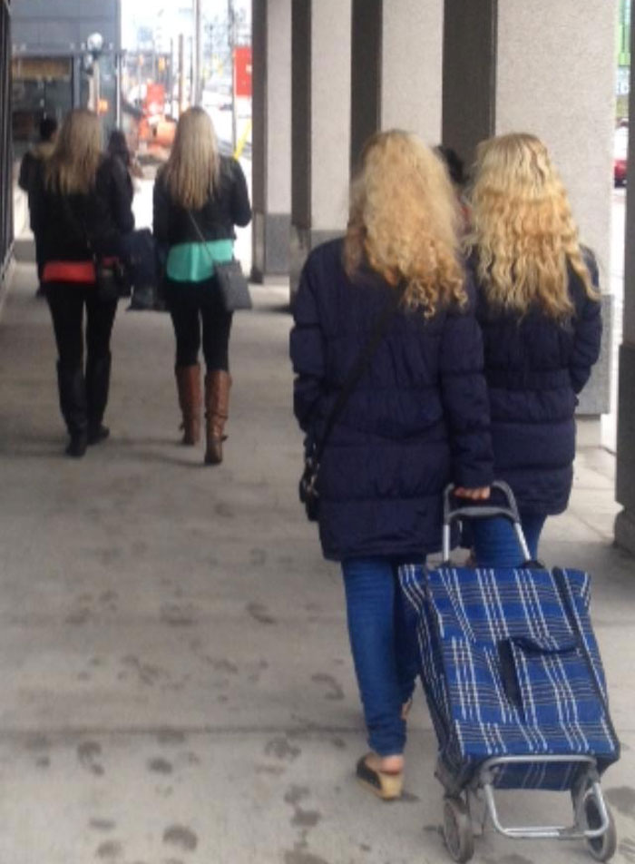 &ldquo;Did I Jump Timelines?&rdquo;: 80 Glitches In The Matrix Caught In Real Life